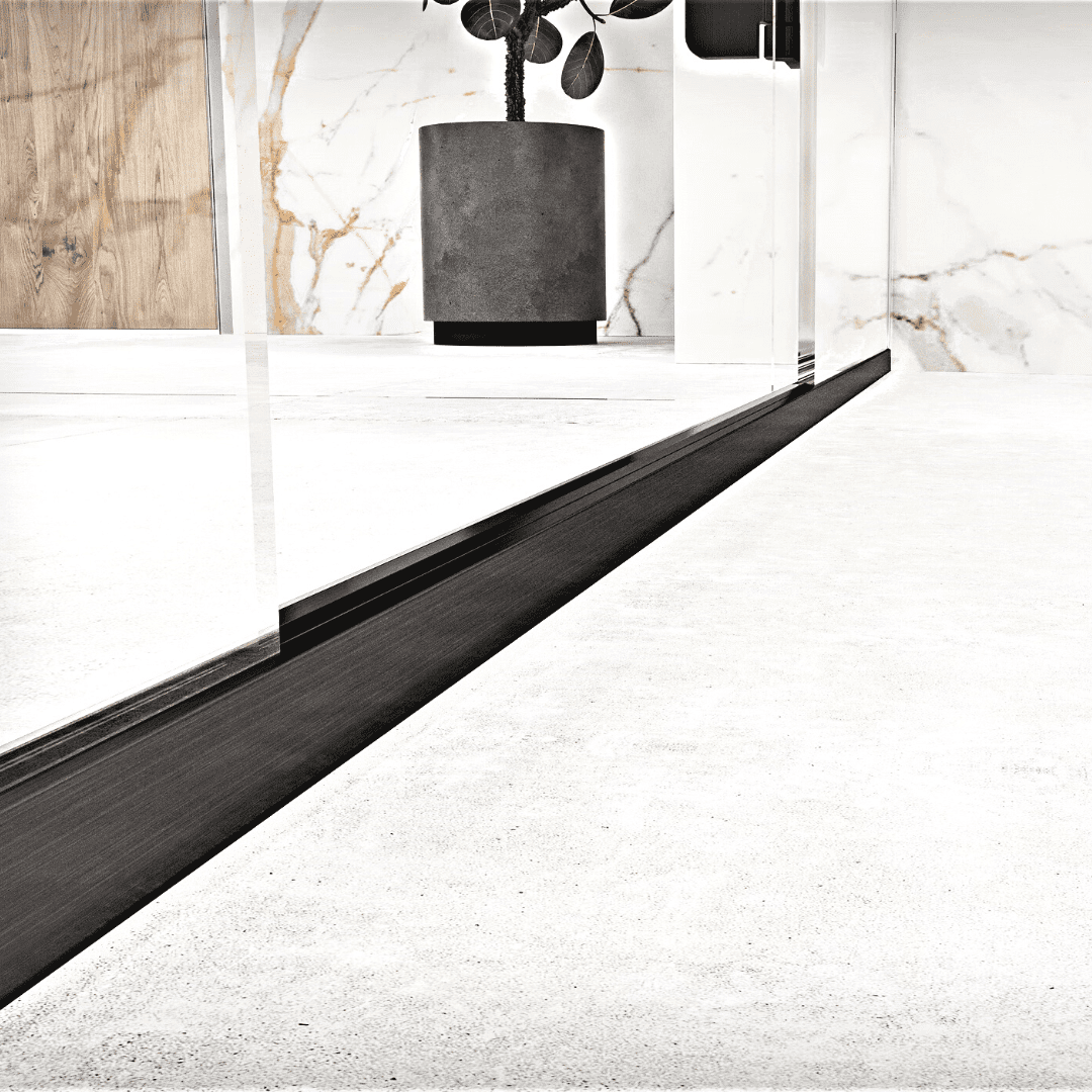 Ebbe KERB - Medium Curb - Matte Black - Image 2